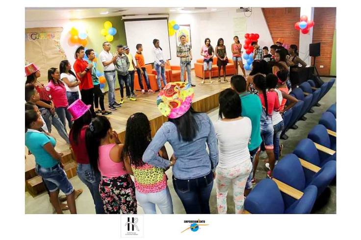 12482940_10205568638876003_504492002_o